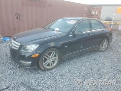 2012 MERCEDES-BENZ C 250 WDDGF4HBXCA622670 - główne zdjęcie licytacji z USA - miniatura