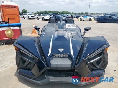 Drugie zdjęcie samochodu z przodu: 2021 POLARIS SLINGSHOT SL VIN:57XAAPHD5M8141369 - miniatura