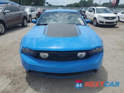 Piąte zdjęcie samochodu w środku: 2010 FORD MUSTANG GT VIN:1ZVBP8CH1A5135865 - miniatura