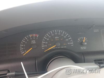 Zdjęcie 9 z 12 samochodu: 1993 PONTIAC BONNEVILLE SE VIN:1G2HX53L2P1272186 - miniatura