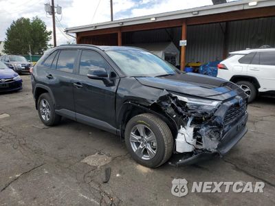 Czwarte zdjęcie samochodu z boku: 2024 TOYOTA RAV4 XLE VIN:4T3RWRFV5RU128739 - miniatura