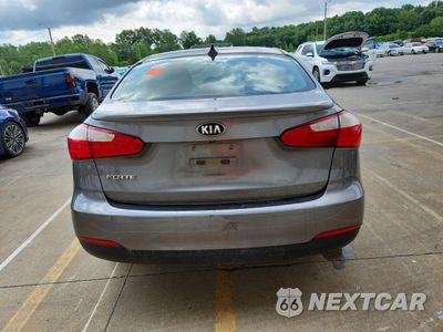 Zdjęcie 6 z 13 samochodu: 2016 KIA FORTE LX VIN:KNAFX4A67G5609175 - miniatura