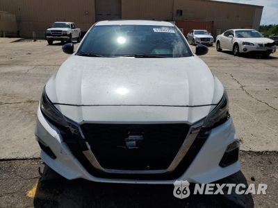 Piąte zdjęcie samochodu w środku: 2019 NISSAN ALTIMA SR VIN:1N4BL4CV2KN320110 - miniatura