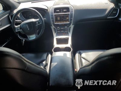 Zdjęcie 8 z 15 samochodu: 2019 LINCOLN NAUTILUS VIN:2LMPJ6J94KBL51958 - miniatura