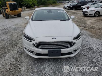 Piąte zdjęcie samochodu w środku: 2017 FORD FUSION SE HYBRID VIN:3FA6P0LU3HR409485 - miniatura