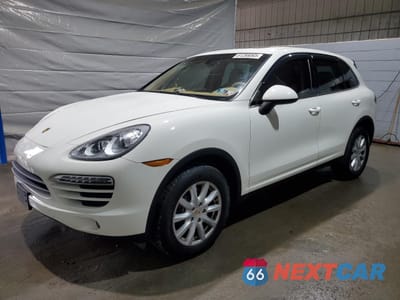 2012 PORSCHE CAYENNE WP1AA2A27CLA00916 - główne zdjęcie licytacji z USA - miniatura