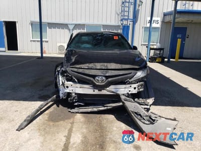 Piąte zdjęcie samochodu w środku: 2022 TOYOTA CAMRY XSE VIN:4T1K61AK2NU029881 - miniatura