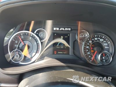 Zdjęcie 9 z 15 samochodu: 2023 RAM 3500 BIG HORN VIN:3C63R3DL4PG645272 - miniatura