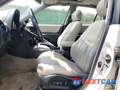 Zdjęcie 7 z 12 samochodu: 2004 LEXUS IS 300 VIN:JTHBD192840091384 - miniatura