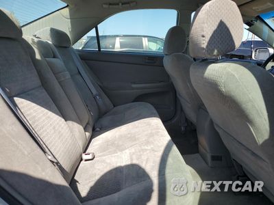 Zdjęcie 10 z 15 samochodu: 2002 TOYOTA CAMRY LE VIN:4T1BE32K52U550537 - miniatura