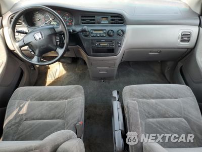 Zdjęcie 8 z 13 samochodu: 2000 HONDA ODYSSEY EX VIN:5FNRL18612B044056 - miniatura