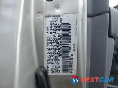 Zdjęcie 12 z 12 samochodu: 2001 TOYOTA CAMRY CE VIN:4T1BG22K51U029661 - miniatura