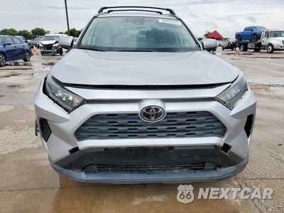 Piąte zdjęcie samochodu w środku: 2024 TOYOTA RAV4 XLE VIN:2T3W1RFV6RC275591 - miniatura
