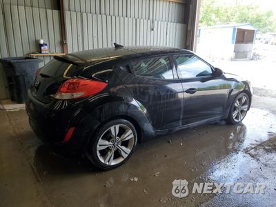 Trzecie zdjęcie samochodu z tyłu: 2013 HYUNDAI VELOSTER VIN:KMHTC6AD2DU144989 - miniatura