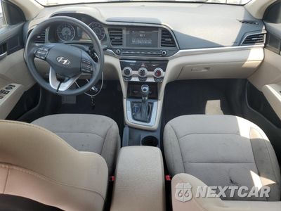 Zdjęcie 8 z 13 samochodu: 2019 HYUNDAI ELANTRA SE VIN:5NPD74LF9KH463782 - miniatura