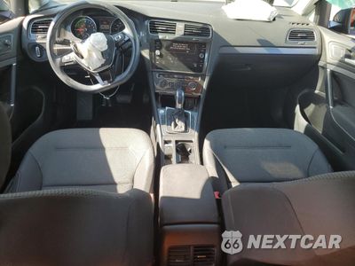 Zdjęcie 8 z 13 samochodu: 2019 VOLKSWAGEN E-GOLF SE VIN:WVWKR7AU8KW903263 - miniatura