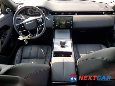 Zdjęcie 8 z 17 samochodu: 2024 LAND ROVER RANGE ROVER EVOQUE S VIN:SALZJ2FX3RH248111 - miniatura
