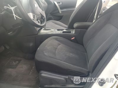 Zdjęcie 7 z 15 samochodu: 2013 NISSAN ROGUE S VIN:JN8AS5MT3DW536318 - miniatura