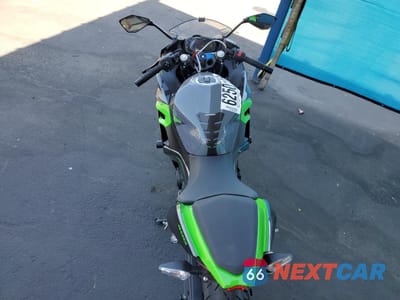 Zdjęcie 6 z 10 samochodu: 2019 KAWASAKI EX400 VIN:JKAEXKG11KDA26711 - miniatura