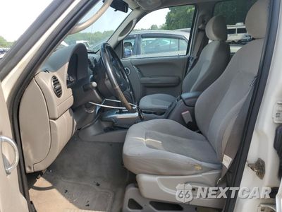 Zdjęcie 7 z 12 samochodu: 2004 JEEP LIBERTY LIMITED VIN:1J4GL58KX4W222437 - miniatura