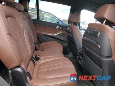 Zdjęcie 11 z 15 samochodu: 2024 BMW X7 XDRIVE40I VIN:5UX23EM00R9S72496 - miniatura