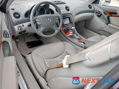 Zdjęcie 8 z 14 samochodu: 2004 MERCEDES-BENZ SL 500 VIN:WDBSK75FX4F070969 - miniatura