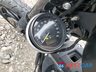 Zdjęcie 7 z 10 samochodu: 2019 HARLEY-DAVIDSON XL883 N VIN:1HD4LE213KC428530 - miniatura