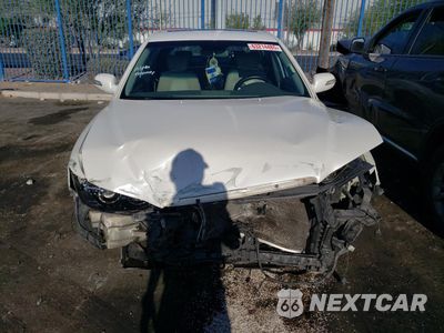 Piąte zdjęcie samochodu w środku: 2011 HYUNDAI AZERA GLS VIN:KMHFC4DF9BA559594 - miniatura