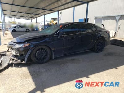 2022 TOYOTA CAMRY XSE 4T1K61AK2NU029881 - główne zdjęcie licytacji z USA - miniatura