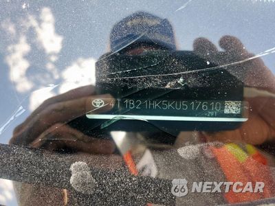 Zdjęcie 12 z 12 samochodu: 2019 TOYOTA CAMRY HYBRID VIN:4T1B21HK5KU517610 - miniatura