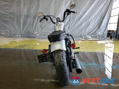 Czwarte zdjęcie samochodu z boku: 2009 HARLEY-DAVIDSON XL1200 N VIN:1HD1CZ3119K430947 - miniatura