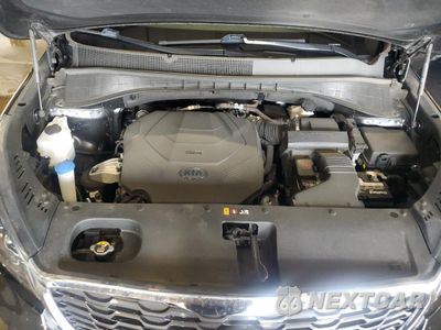 Zdjęcie 12 z 16 samochodu: 2019 KIA SORENTO EX VIN:5XYPHDA53KG521204 - miniatura