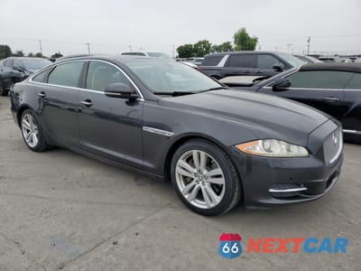 Czwarte zdjęcie samochodu z boku: 2011 JAGUAR XJL VIN:SAJWA2GB6BLV13752 - miniatura