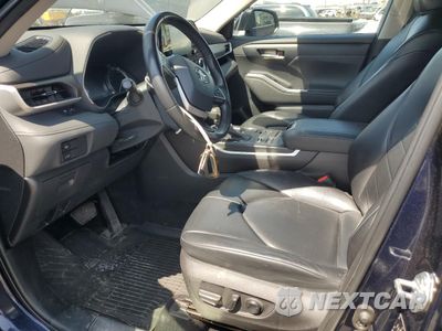 Zdjęcie 7 z 14 samochodu: 2022 TOYOTA HIGHLANDER XLE VIN:5TDHZRBH2NS241787 - miniatura