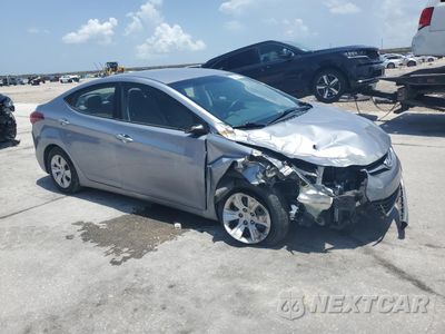 Czwarte zdjęcie samochodu z boku: 2016 HYUNDAI ELANTRA SE VIN:5NPDH4AEXGH766486 - miniatura