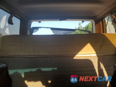 Zdjęcie 10 z 15 samochodu: 1990 CHEVROLET BLAZER S10 VIN:1GNCT18Z1L8138267 - miniatura