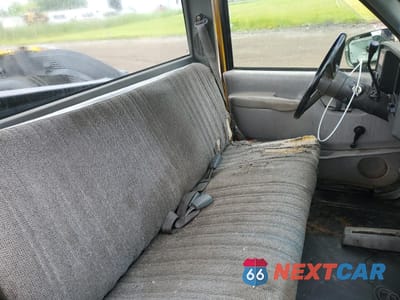 Zdjęcie 10 z 14 samochodu: 1988 CHEVROLET GMT-400 K1500 VIN:1GCDK14K7JE137969 - miniatura