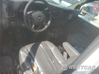 Zdjęcie 8 z 12 samochodu: 2014 CHEVROLET EXPRESS G2500 VIN:1GCWGFCA4E1914802 - miniatura