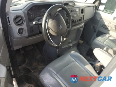 Zdjęcie 8 z 13 samochodu: 2016 FORD ECONOLINE E350 SUPER DUTY CUTAWAY VAN VIN:1FDWE3FS4GDC51639 - miniatura
