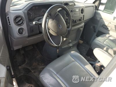 Zdjęcie 8 z 13 samochodu: 2016 FORD ECONOLINE E350 SUPER DUTY CUTAWAY VAN VIN:1FDWE3FS4GDC51639 - miniatura