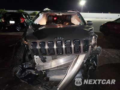 Piąte zdjęcie samochodu w środku: 2018 JEEP CHEROKEE LATITUDE PLUS VIN:1C4PJLLB6JD611588 - miniatura