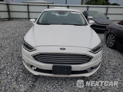 Piąte zdjęcie samochodu w środku: 2017 FORD FUSION SE HYBRID VIN:3FA6P0LU6HR409643 - miniatura
