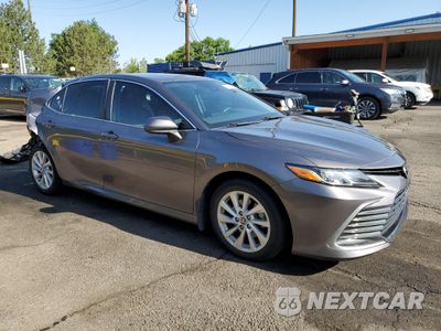 Czwarte zdjęcie samochodu z boku: 2021 TOYOTA CAMRY LE VIN:4T1C11AK5MU413543 - miniatura