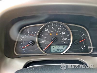 Zdjęcie 9 z 13 samochodu: 2014 TOYOTA RAV4 XLE VIN:JTMWFREV6EJ009028 - miniatura