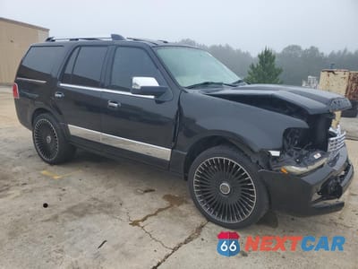 Czwarte zdjęcie samochodu z boku: 2008 LINCOLN NAVIGATOR VIN:5LMFU27578LJ18447 - miniatura