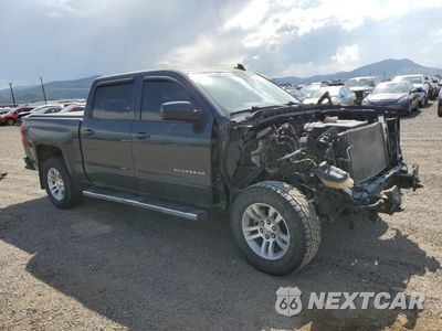 Czwarte zdjęcie samochodu z boku: 2018 CHEVROLET SILVERADO K1500 LT VIN:3GCUKREC3JG179103 - miniatura