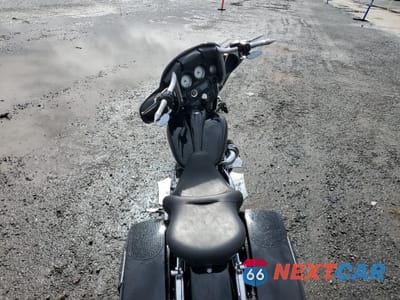 Zdjęcie 6 z 9 samochodu: 2011 HARLEY-DAVIDSON FLHX VIN:1HD1KBM17BB636403 - miniatura