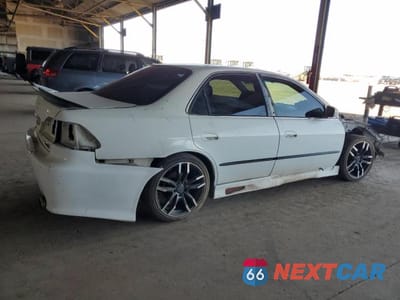 Trzecie zdjęcie samochodu z tyłu: 1998 HONDA ACCORD LX VIN:1HGCG1644WA000466 - miniatura