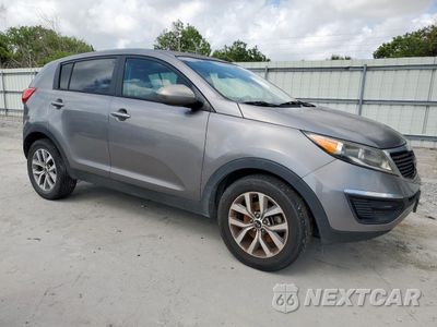 Czwarte zdjęcie samochodu z boku: 2016 KIA SPORTAGE LX VIN:KNDPB3AC6G7830986 - miniatura