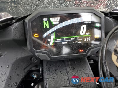 Zdjęcie 7 z 10 samochodu: 2024 KAWASAKI ZX636 K VIN:JKBZXJJ19RA000625 - miniatura